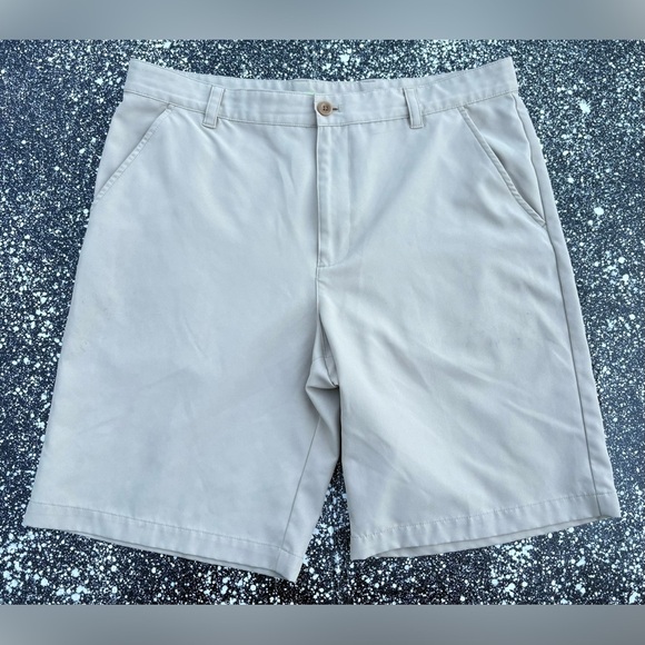 IZOD Golf Chino Shorts Size 36 Khaki - Picture 1 of 3